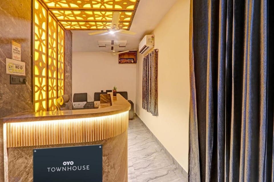 Super Townhouse SP Living Tree Hotel in Telangana