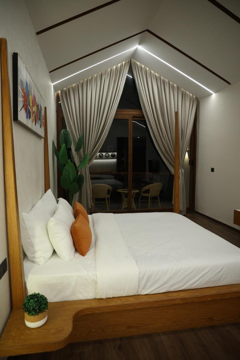 Hills and Hearts Luxury Villa Bed and Breakfast in Kerala