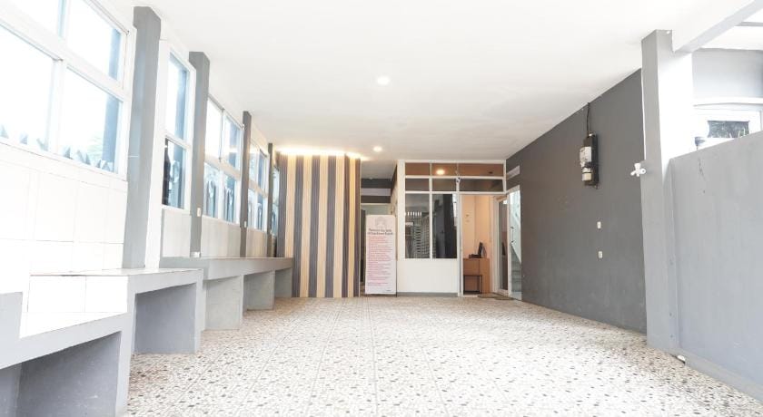 JS Sentul City Bed and Breakfast in West Java