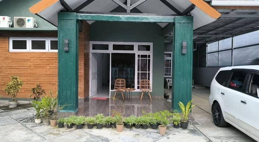 Green House Homestay Hotel in Special Region of Yogyakarta