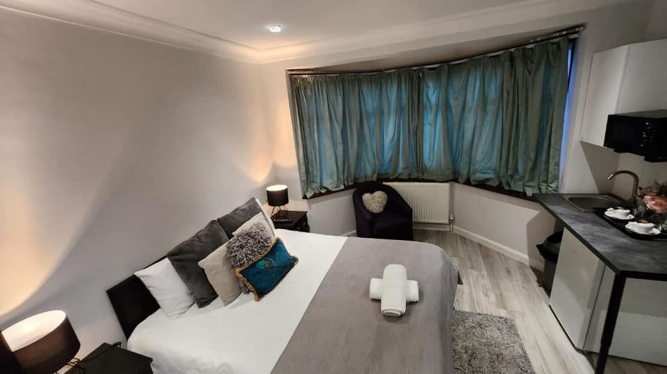 The 88 Bed and Breakfast in Enfield