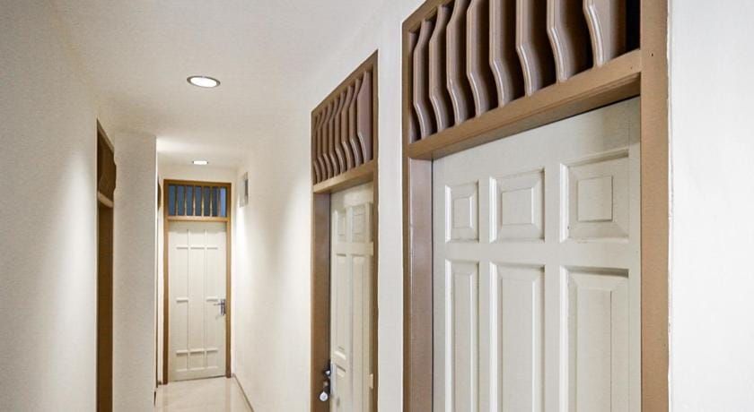 RedDoorz near Ambarrukmo Plaza Mall Hotel in Special Region of Yogyakarta