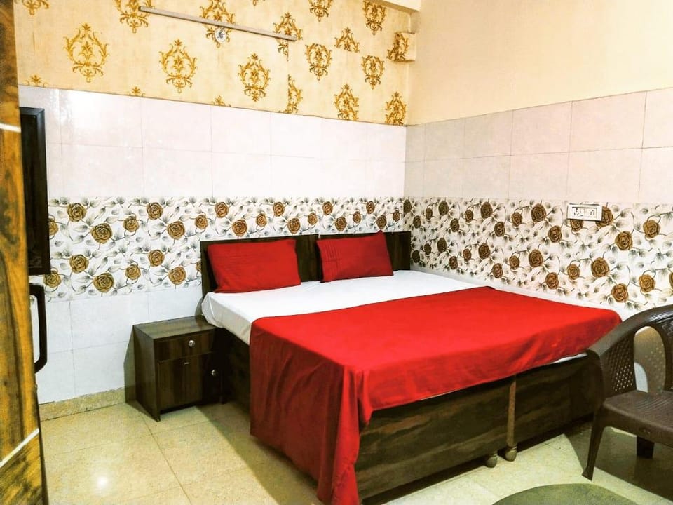 SINGH HOTEL AND RESORTS Hotel in Noida