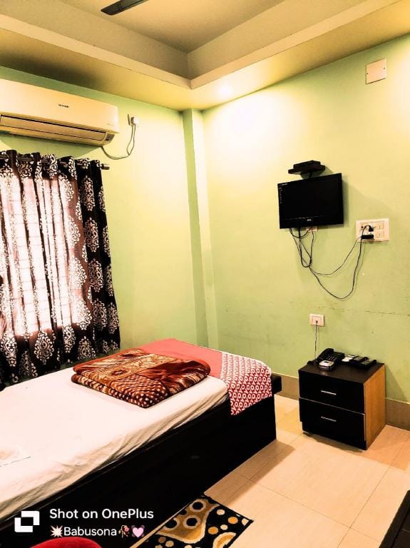 SUBHAM LODGE AnD RESTAURANT Hotel in West Bengal