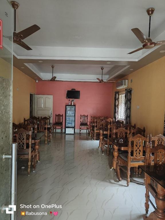 SUBHAM LODGE AnD RESTAURANT Hotel in West Bengal