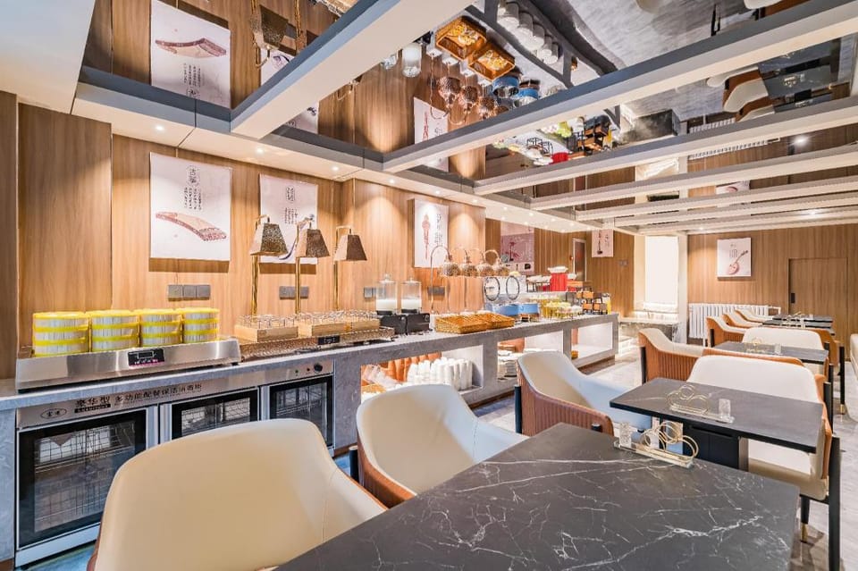 Dequan National Music Hotel Asian Games Village Bird's Nest Branch Hotel in Beijing