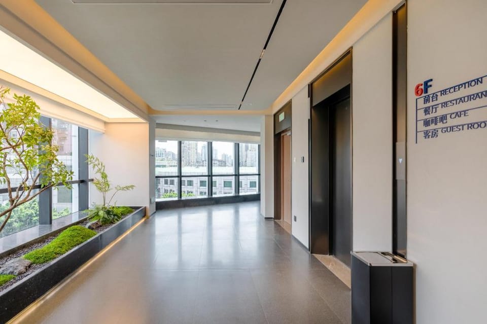CYBO Station SSAW Shangpin Hotel Shangxiajiu Liwan Guangzhou Hotel in Guangzhou