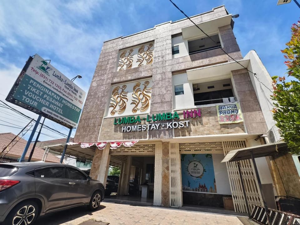 LUMBA-LUMBA Homestay Darmo Permai Hotel in Surabaya