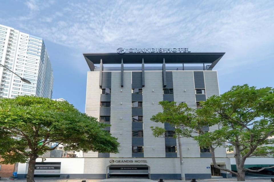 Grandis Hotel Munhyeon Hotel in Busan
