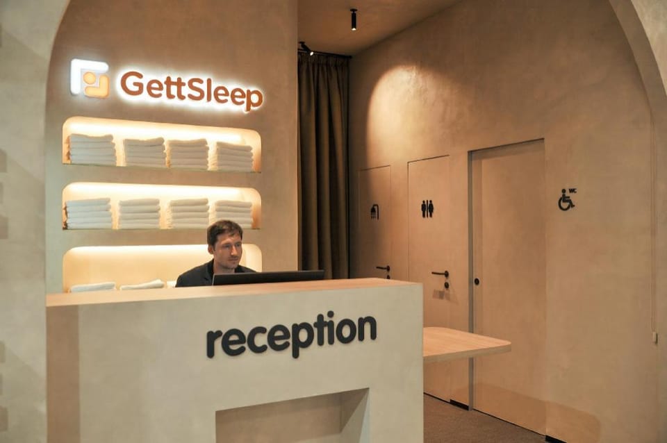 GettSleep Madrid - Barajas Airport Hotel in Madrid