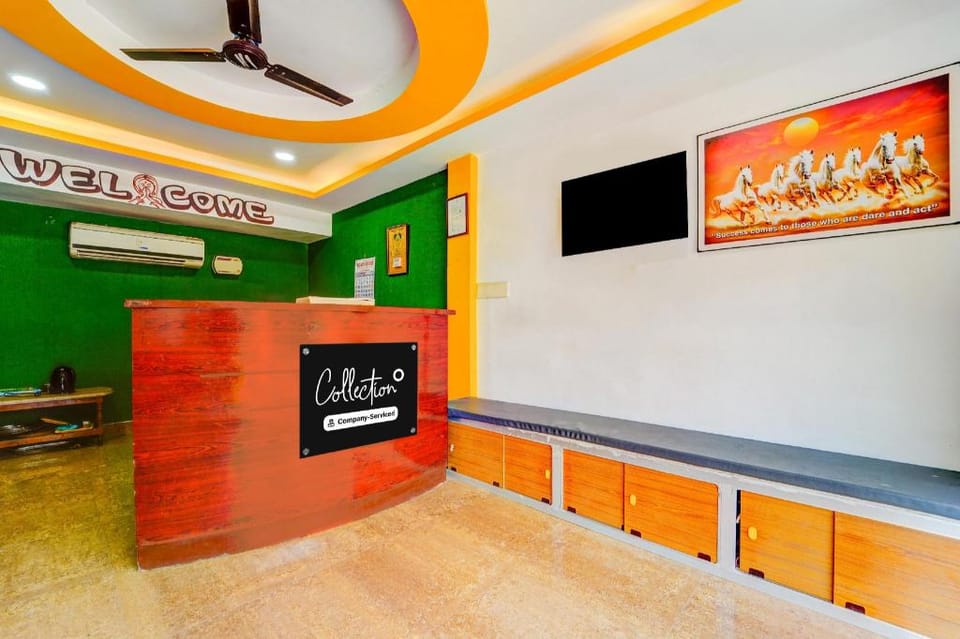 Super Collection O Thirukadaiyur Bus Terminal Formerly Royal Sri Amirthayoga Hotel in Tamil Nadu