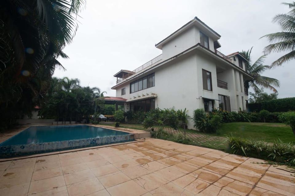 O NEST By The Beach Hotel in Maharashtra