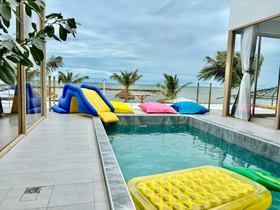มัลดีฟ รีสอร์ต vibe หาดเจ้าสำราญ  Resort in Thailand
