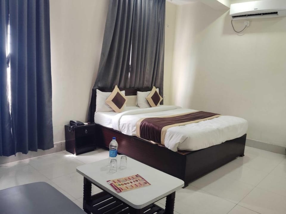 OYO 839233 FTL Bhagalpur Hotel in West Bengal