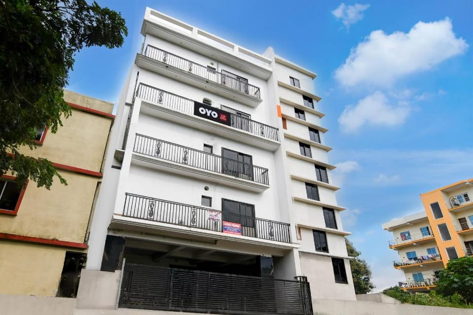 Super Hotel O Avigna Premium Hotel in Bhubaneswar