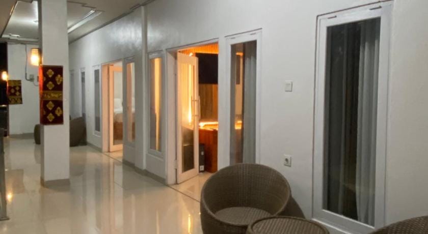 SR Buming House Bed and Breakfast in Nusapenida