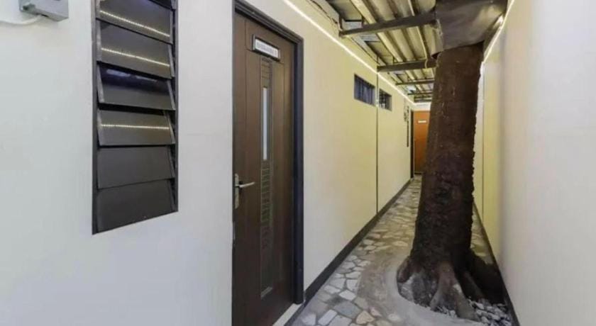 OYO 94790 Putri Bungsu Residence Hotel in Jakarta