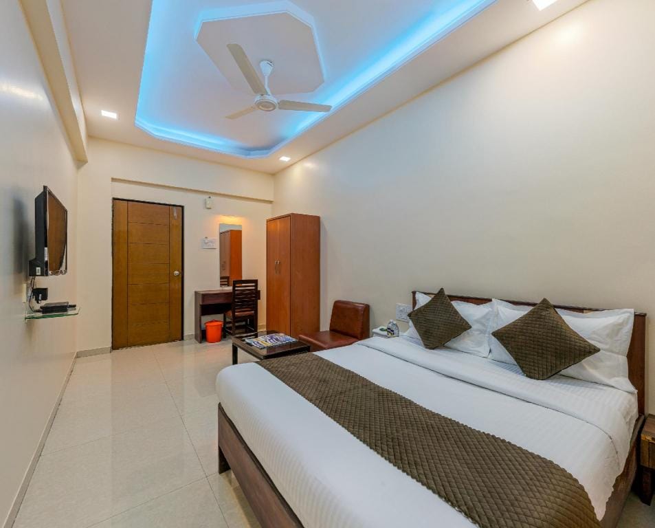 The Solapur Inn Hotel Hotel in Karnataka