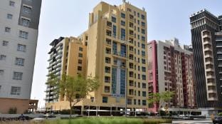Cozy Couple’s Room in Barsha Heights Tecom Apartment in Dubai