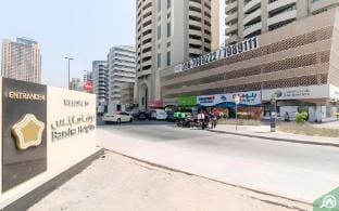 Blooming Room in Barsha Heights Apartment in Dubai