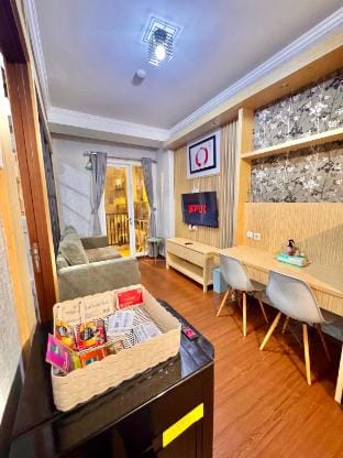 Strategic Homey Room Apartment in South Jakarta City