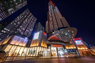 Landmark Premium Cityscape Apartment in Ho Chi Minh City