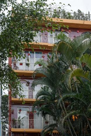 CASA ALBELA - designer luxe 1BHK suite, Central Bangalore Apartment in Bengaluru