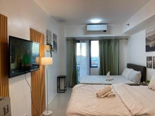 Sea Residences 1-5 pax  MOA Fireworks View  061420 Apartment in Pasay