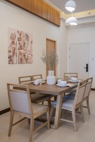 3BR Penthouse in a Resort-Style Condo inTaguig Apartment in Taguig