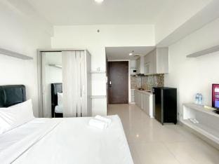 White Toned Studio at LRT City Bekasi By Travelio Apartment in West Java