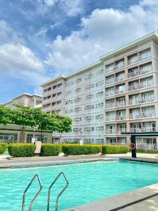 Francisco's Place Staycation (near SM Fairview) Apartment in Quezon City