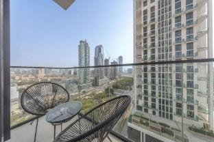 JVC Studio for 2 people with City Views Apartment in Dubai