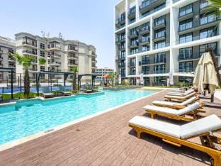 Arjan Studio for 4 with Pool   Padel Court Apartment in Dubai