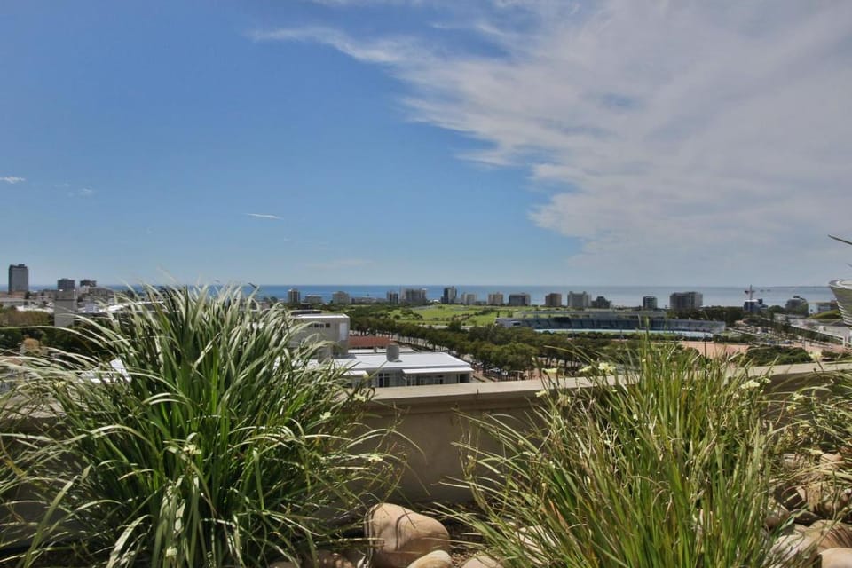 Cape Royale 1 Bedroom Luxury Apartment Apartment in Cape Town