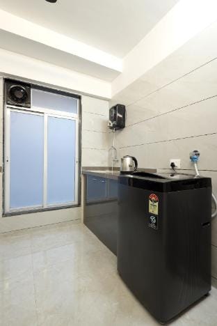 Live the Meme – Majnu Bhai’s Art 1 BHK SUITE Apartment in Mumbai