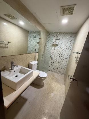 Stylish Stay with Infinity Sky Pool @Regalia KLCC Apartment in Federal Territory of Kuala Lumpur