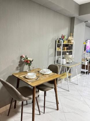 City View Staycation @Monarch Parksuites near MOA. Apartment in Pasay