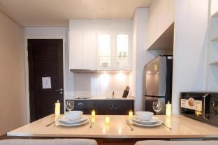 711| Big Room | 2 pax | Bar | Jacuzzi | Thong Lor Apartment in Bangkok