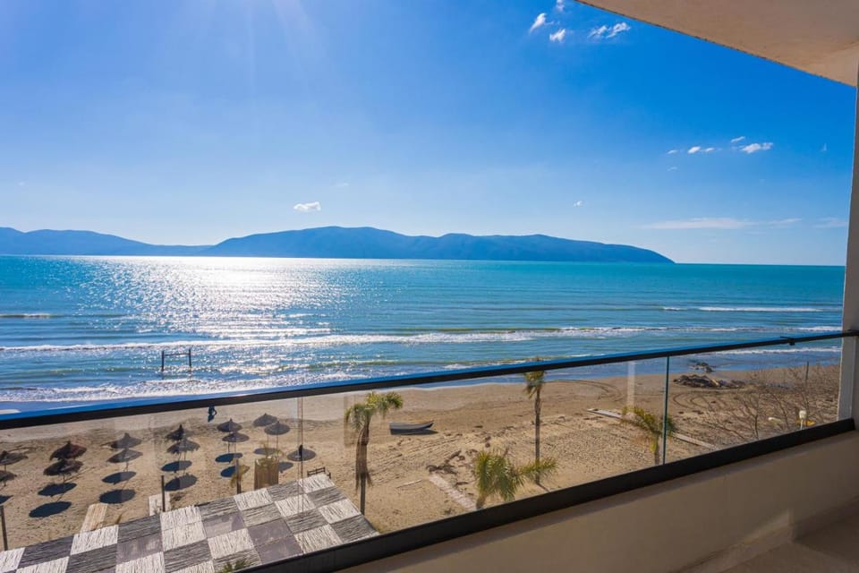 IDeal Sea View Apartment Apartment in Vlorë