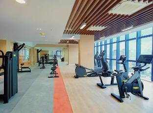 City Garden in IT Park Luxurious Bed Gym&Pool WiFi Apartment in Lapu-Lapu City