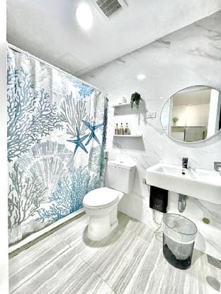 Scandinavian Coast 2 Beds Wi-Fi Gym & Pool IT Park Apartment in Lapu-Lapu City