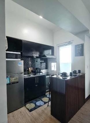 Pahulay Staycation Apartment in Muntinlupa