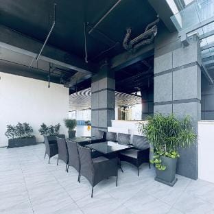 Harbour Park Residences Tower 2 - with Makati View Apartment in Mandaluyong