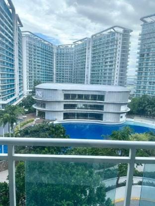 2 units of 2bedrooms Beachview Apartment in Paranaque