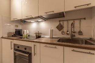 The Alley house: 2 bedrooms, Wi-Fi A/C Apartment in Modena