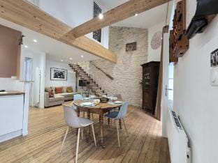 Cocon urbain avec terrasse privée au cœur du centre-ville Apartment in Nouvelle-Aquitaine