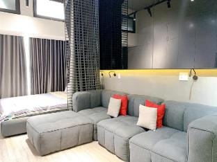 A Comfy Studio | Free Gym & Pool | S3-02.21 Apartment in Ho Chi Minh City