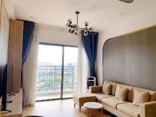 Stunning 3Br Condo #The Sun Avenue #S3-13.02 Apartment in Ho Chi Minh City