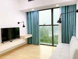Greenie Cozy Studio #The Sun Avenue #S4-03.31 Apartment in Ho Chi Minh City