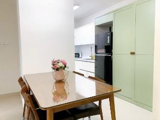 Lovely 1Br Condo #The Sun Avenue #S8-09.10 Apartment in Ho Chi Minh City